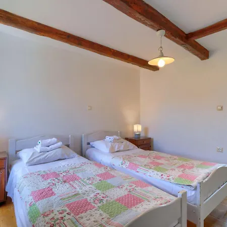 Pinia Ii - Kst127 By Interhome